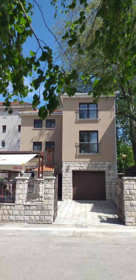 Smjestaj Miljas Trebinje Ξενοδοχείο Εξωτερικό φωτογραφία